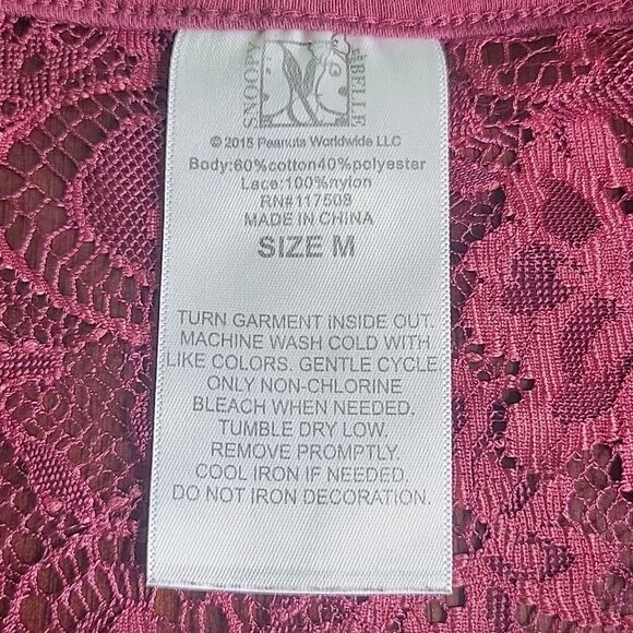 PEANUTS Snoopy ‎ Maroon Lace Shirt Medium - Picture 6 of 6